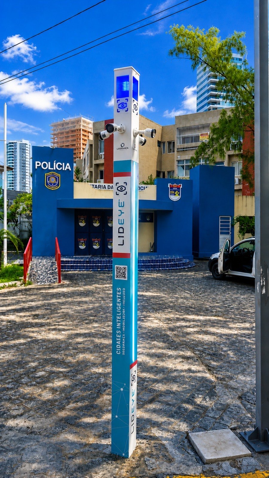 Totem LidEye em frente a unidade da Polícia